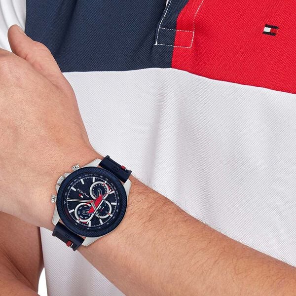 Tommy Hilfiger alternative view