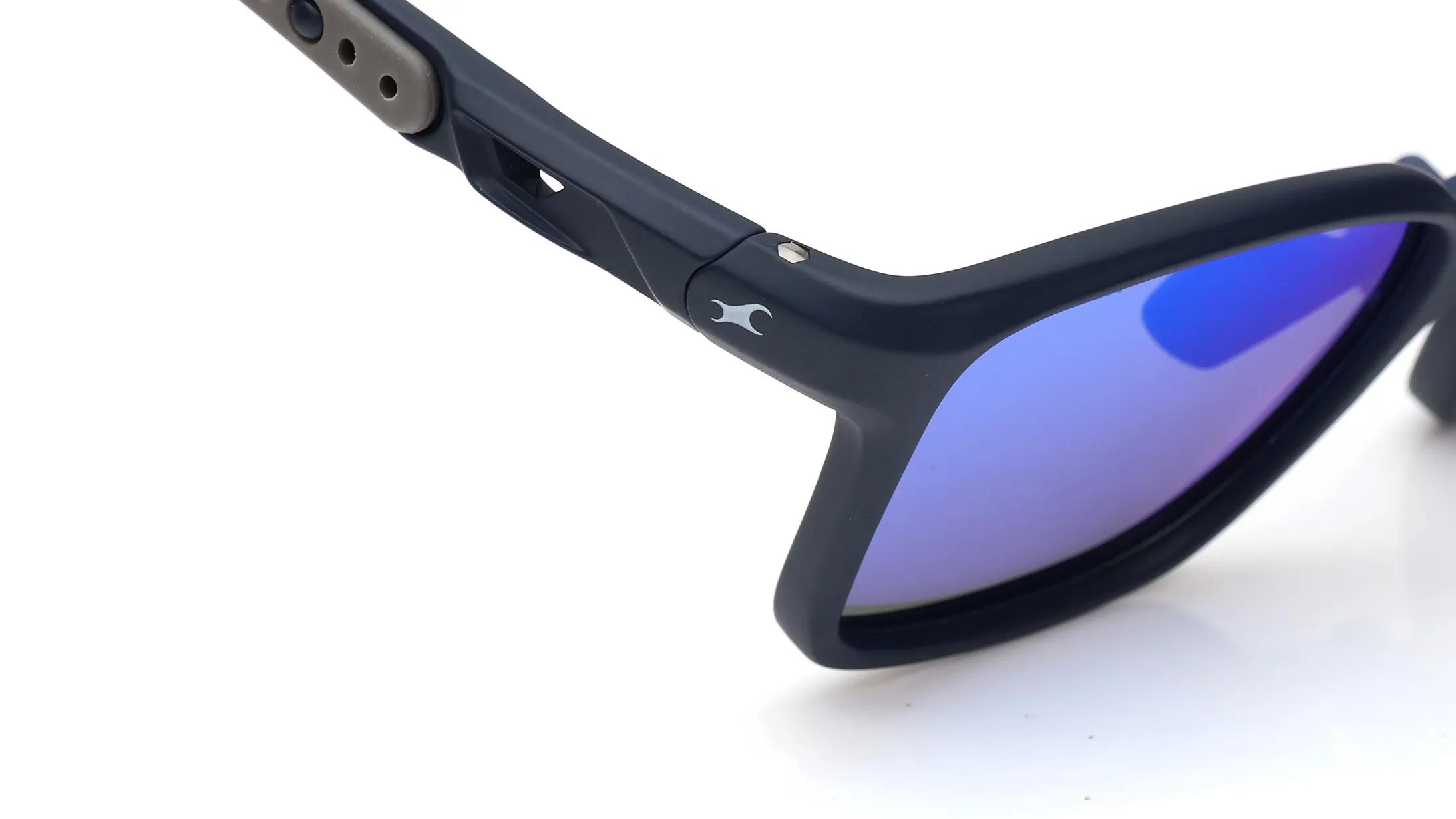 FASTRACK sunglass alternative view
